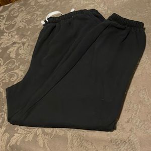 Used men’s pant size XL by so